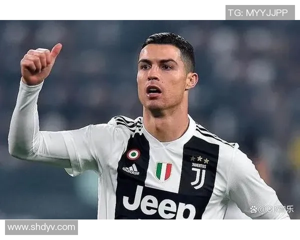 足球明星男生流行发型解析时尚潮流与个性魅力的完美结合 足球明星男生流行发型解析时尚潮流与个性魅力的完美结合